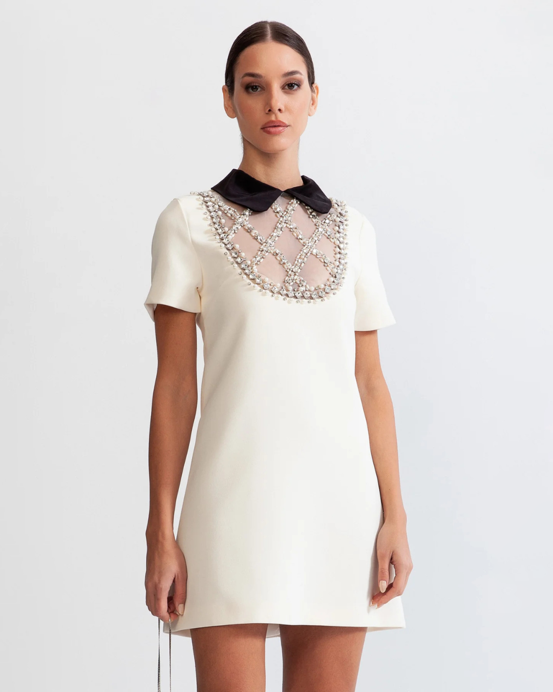 Contrasting Collar Diamond Mini Dress