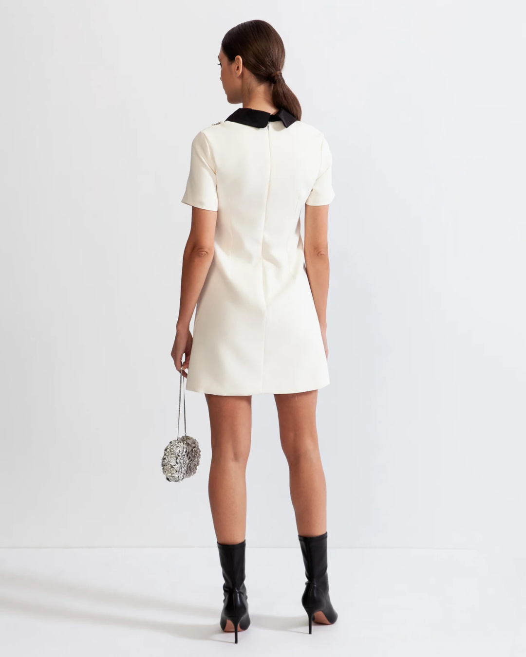 Contrasting Collar Diamond Mini Dress