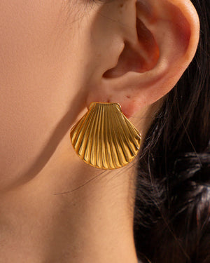 Golden Shell Stud Earrings