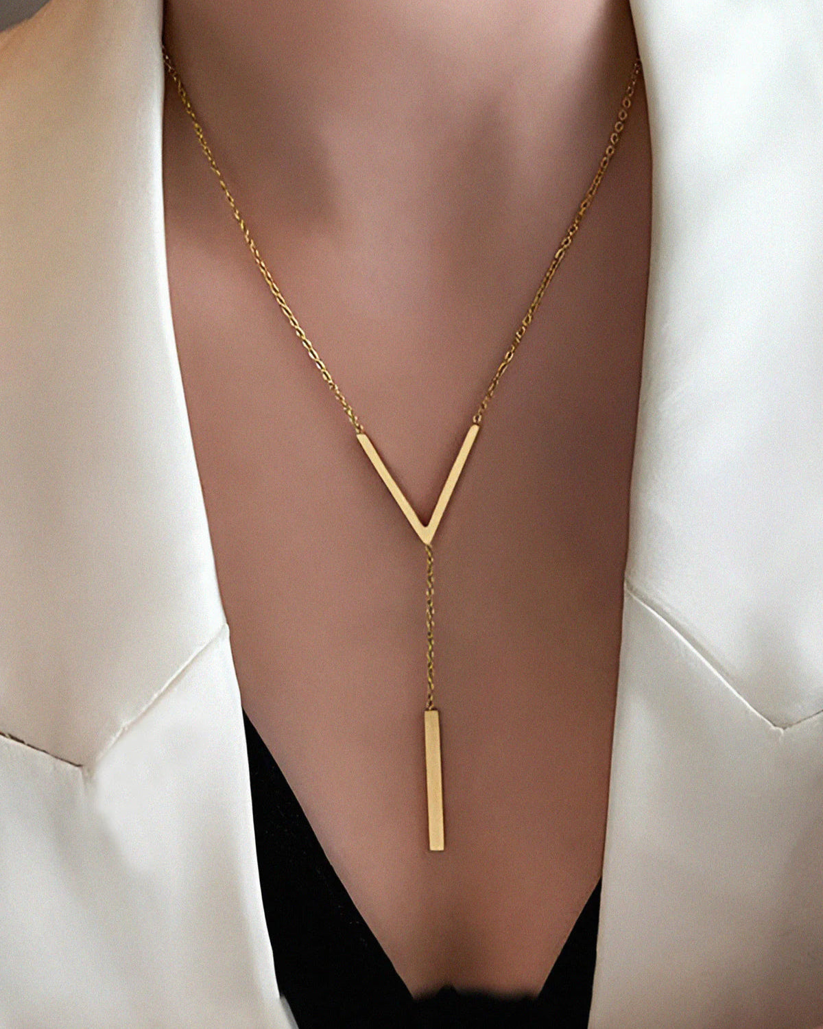 V-shaped Geometric Pendant Necklace