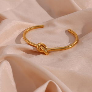 Louisa Gold Bangle